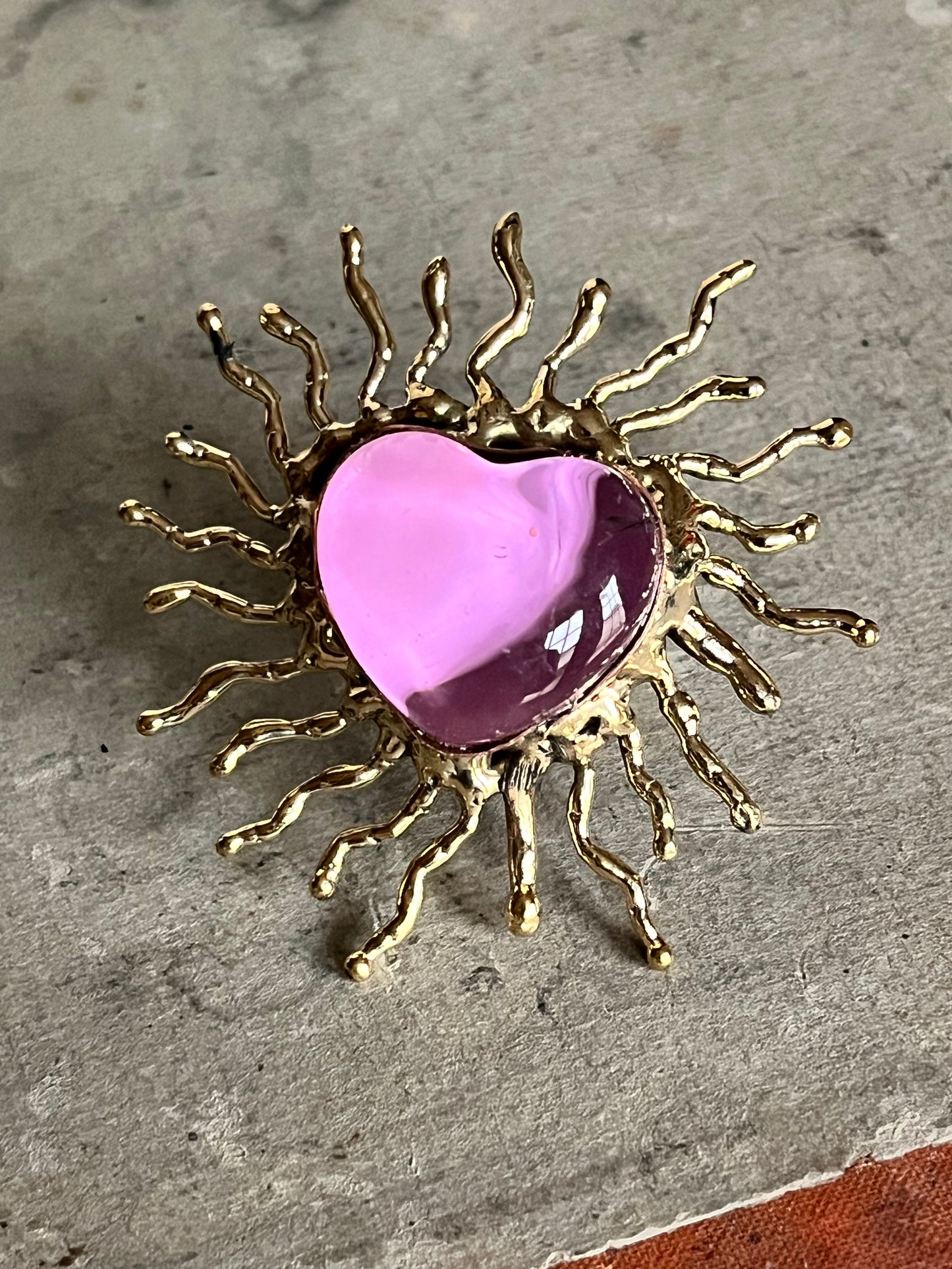 Sun Burst Sacred Glass Heart Ring & Alpaca Metal - Pink