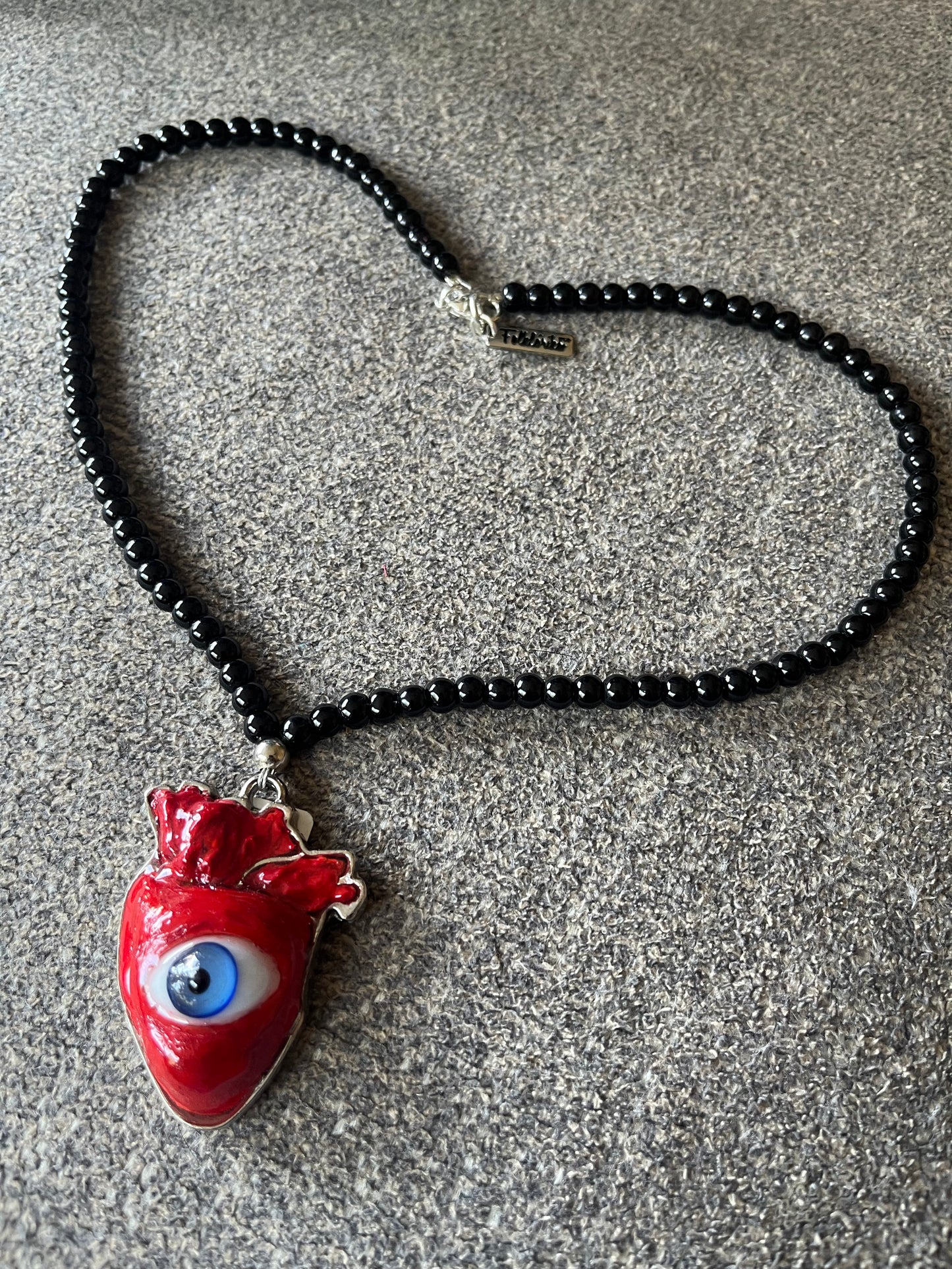 Ojo Corazon Necklace