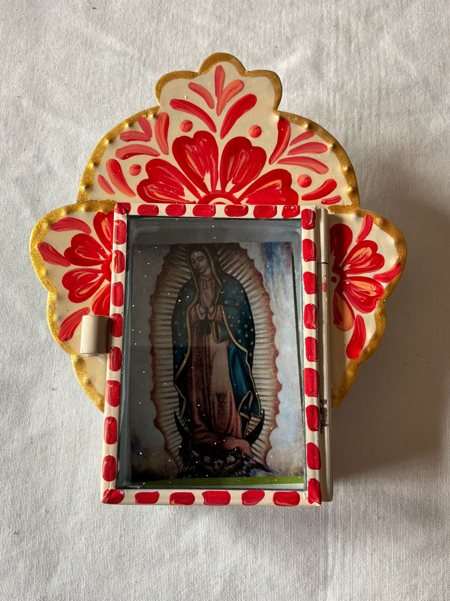 Nicho Shadowbox Hand Painted - Tin Hand-painted