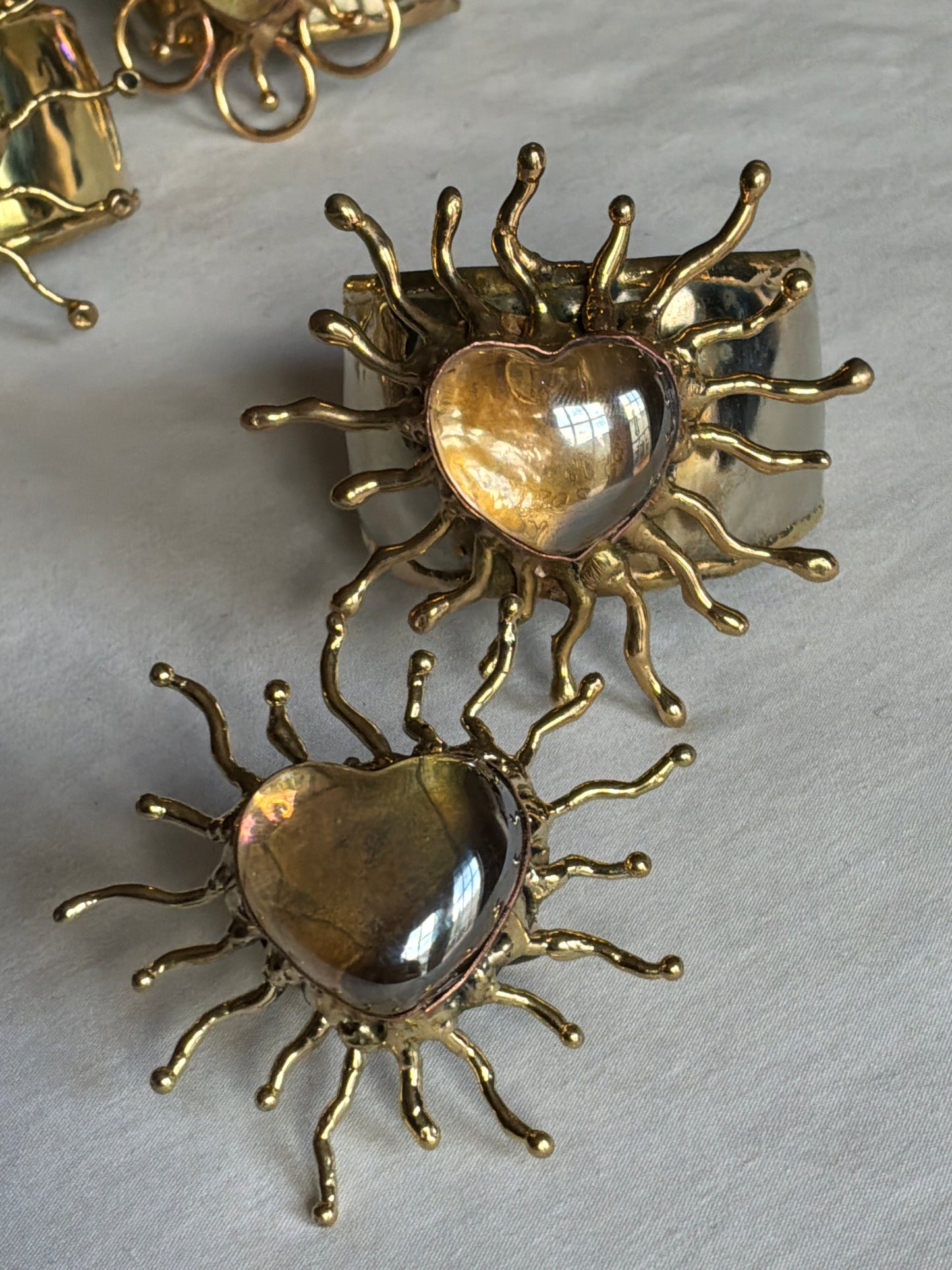 Sunburst Artisan Ring - Iridescent