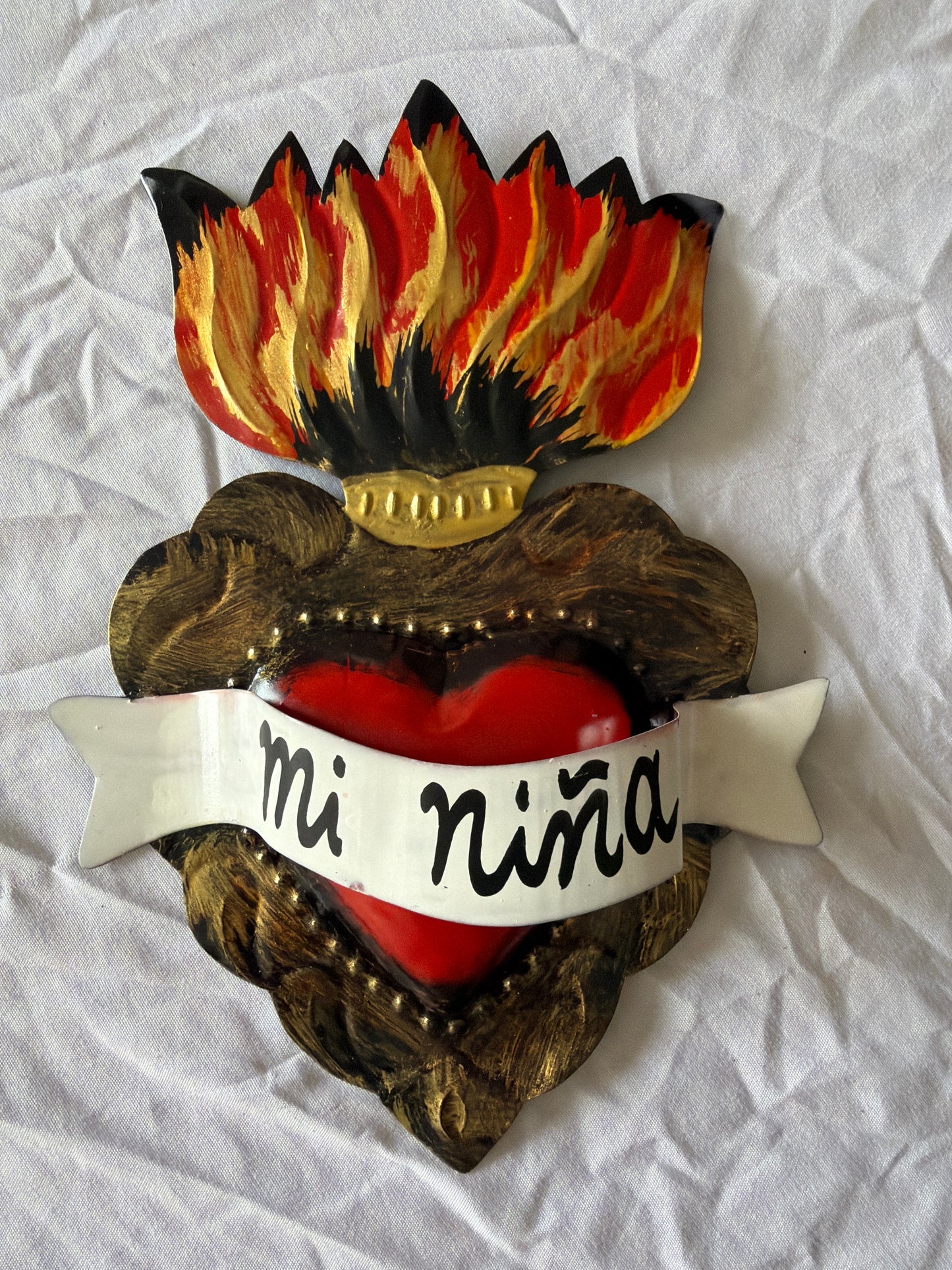 Milagro Phrase Tin Heart