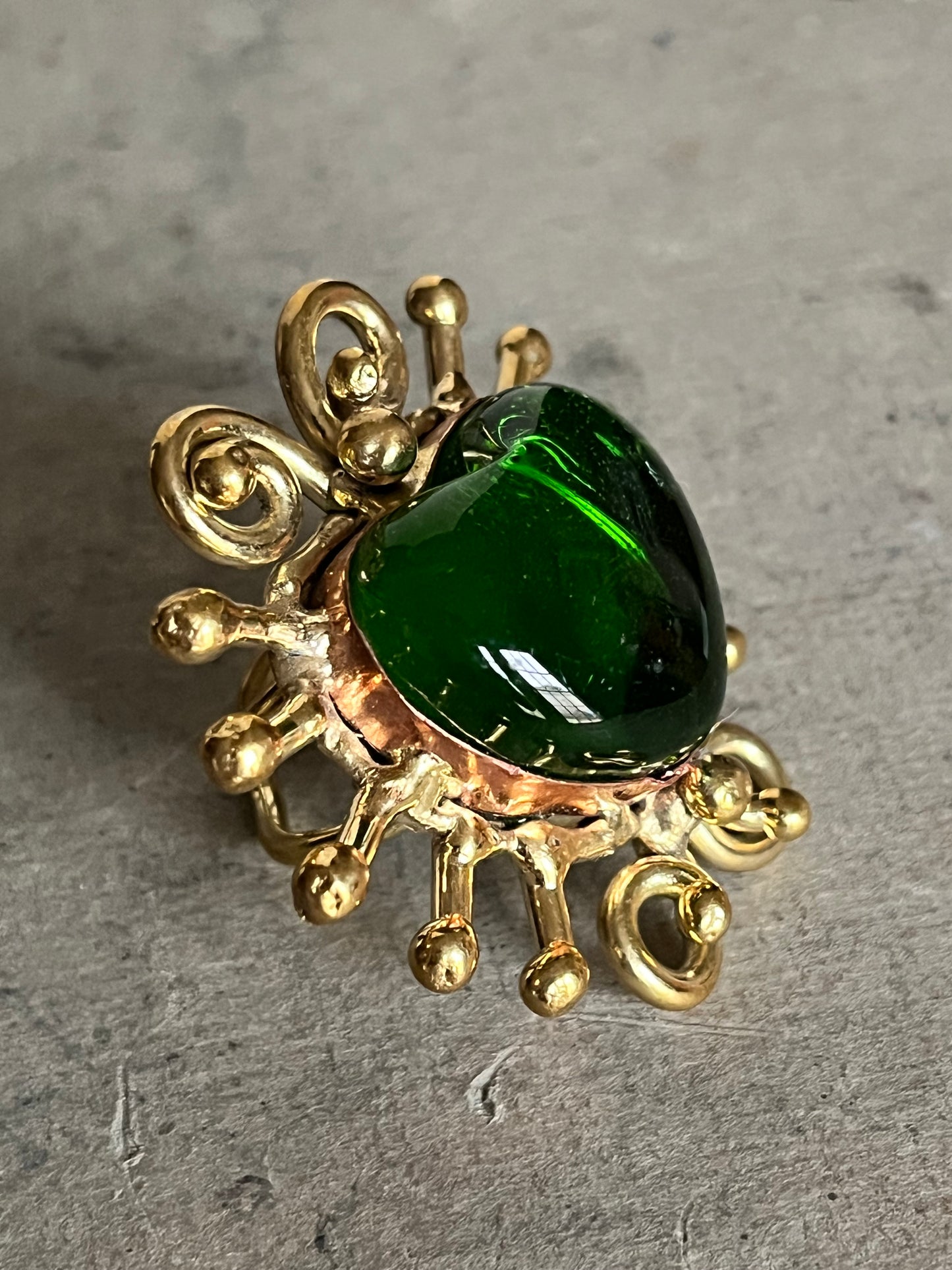 Glass Sacred Heart Ring - Green