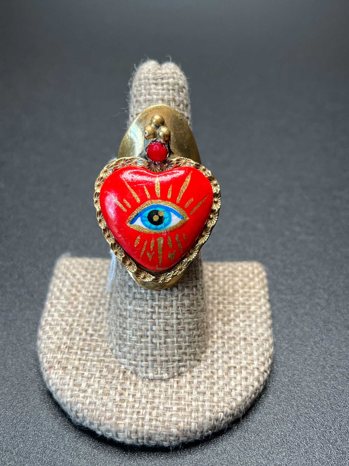 Sagrado Corazón Anillos de Ojo Pintados - Sacred Heart Hand Painted Evil Eye Rings