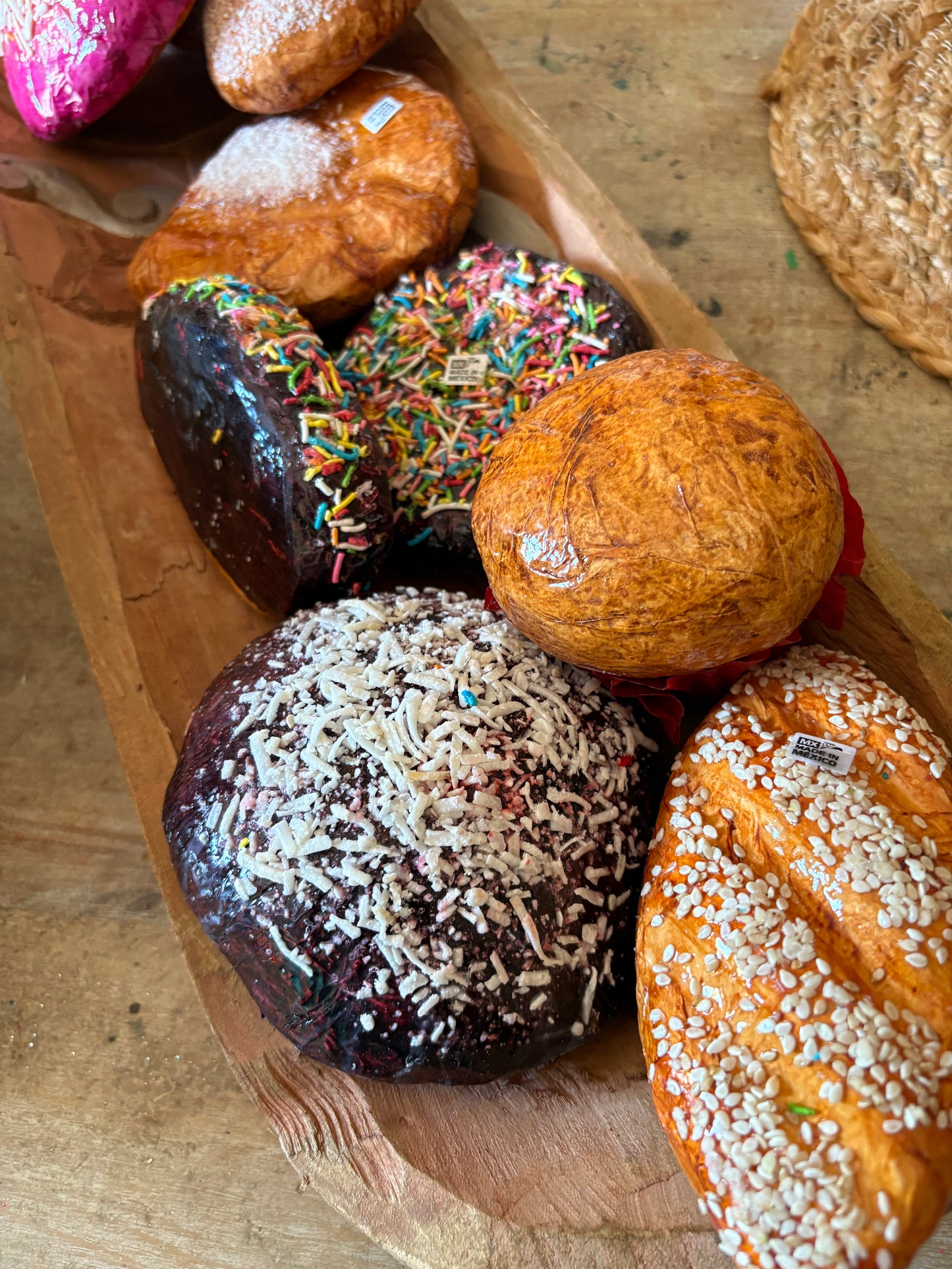 Pan Mexicano Papier Mache