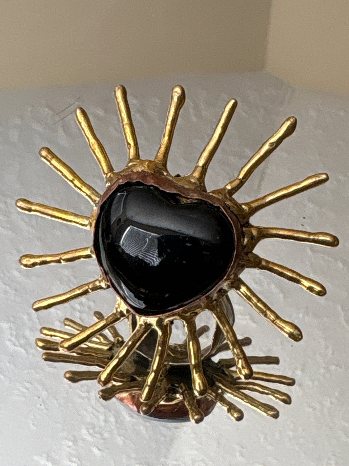 Sunburst Sacred Heart Ring - Black