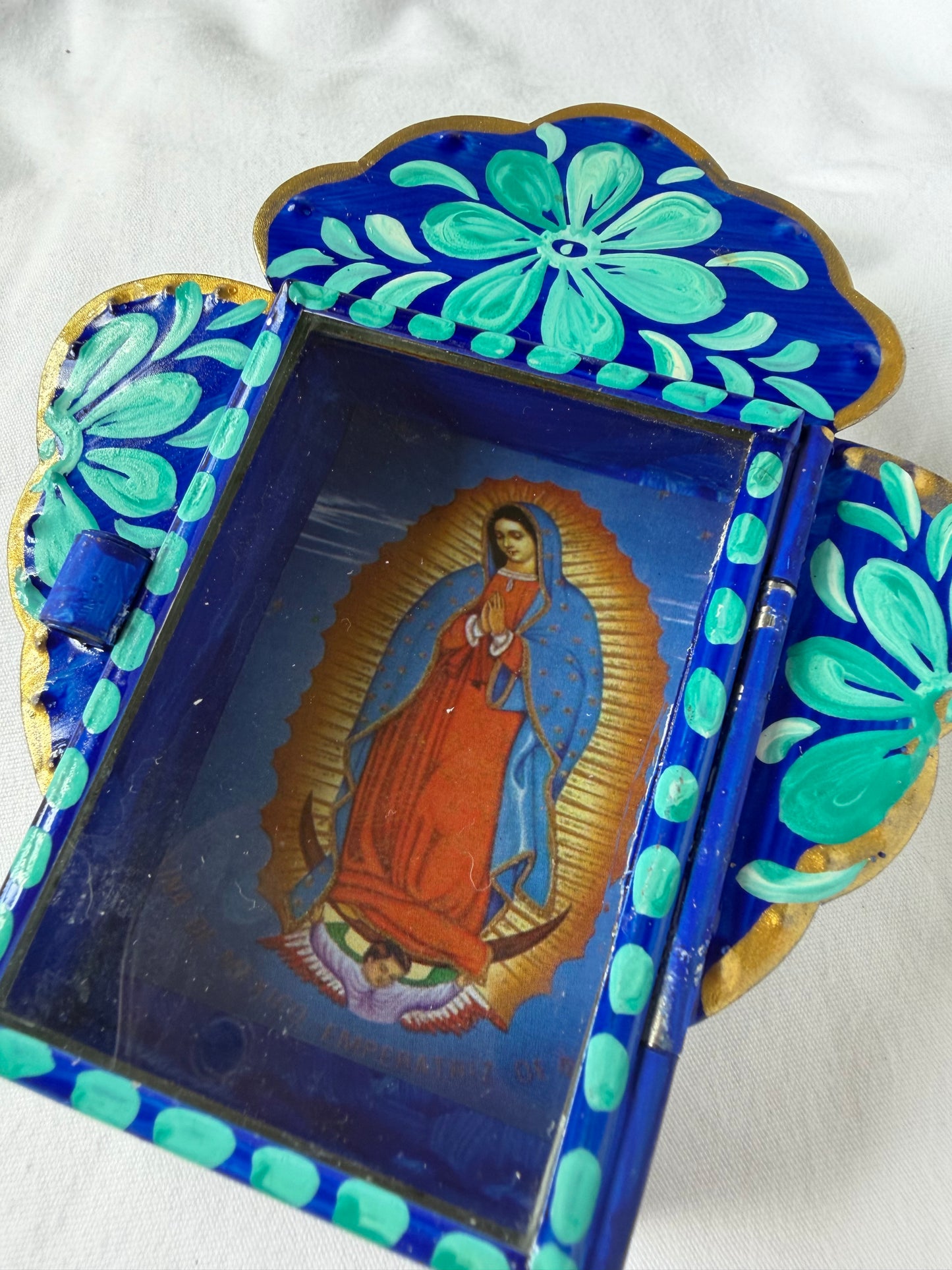 Nicho Shadowbox Hand Painted - Tin Hand-painted