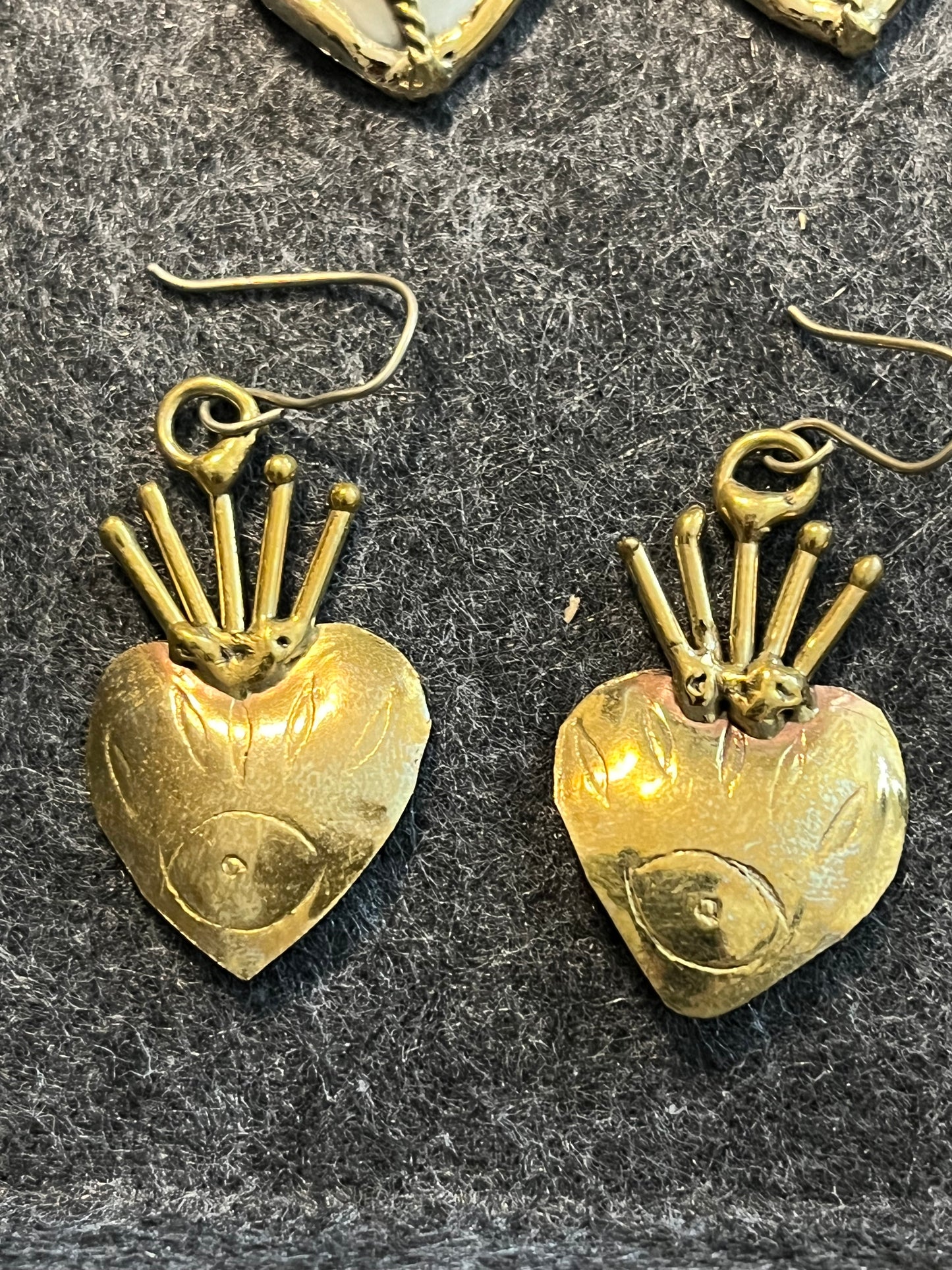 Corazon Earrings