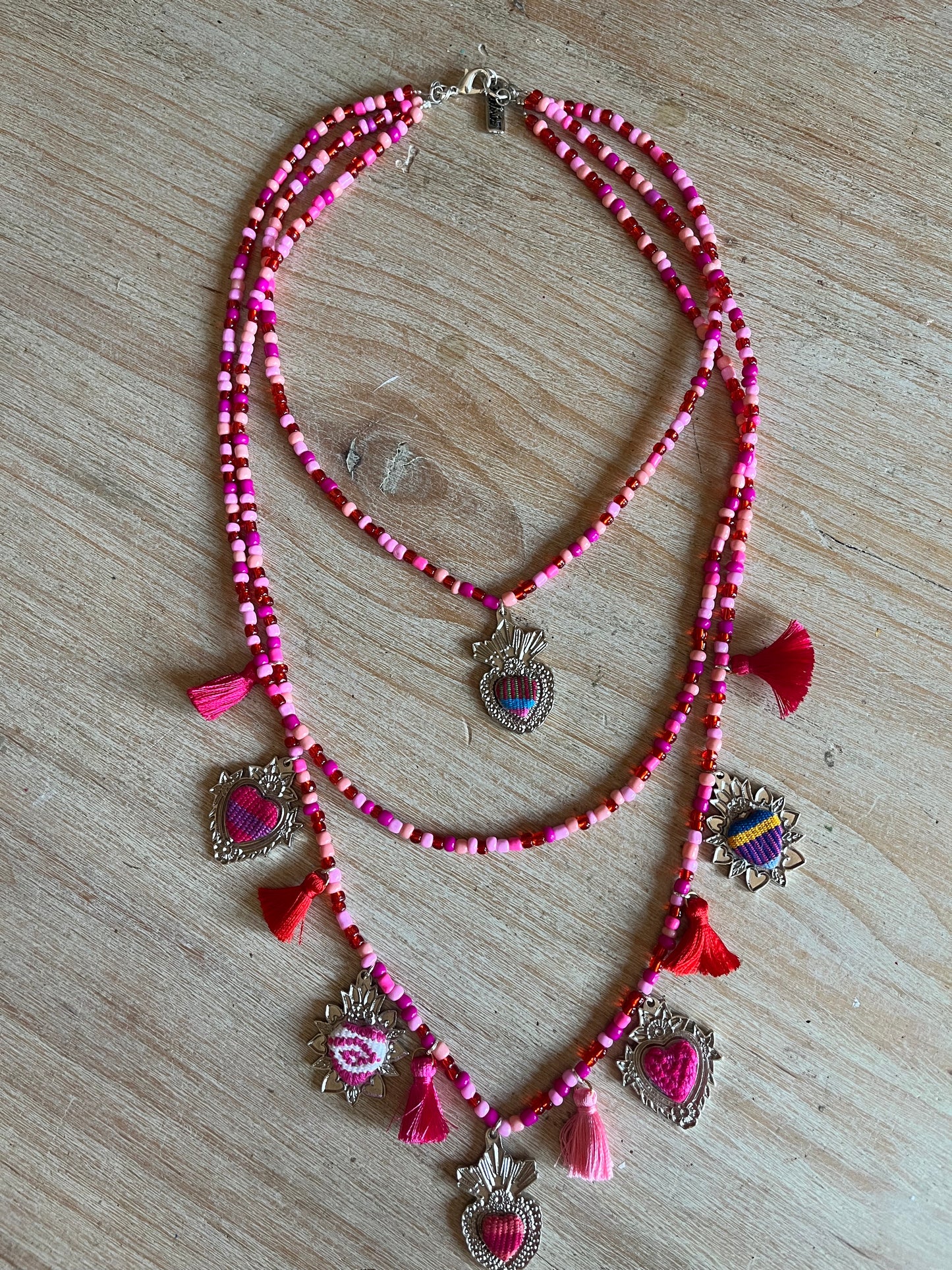 Cascada Milagro Embroidery Heart Necklace