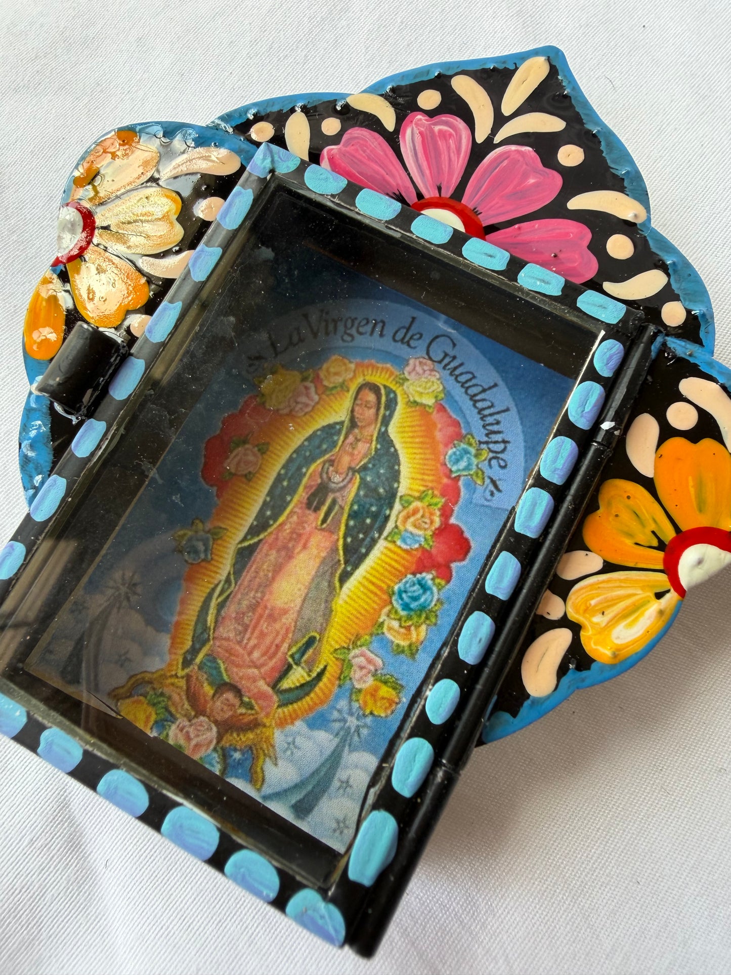 Nicho Shadowbox Hand Painted - Tin Hand-painted
