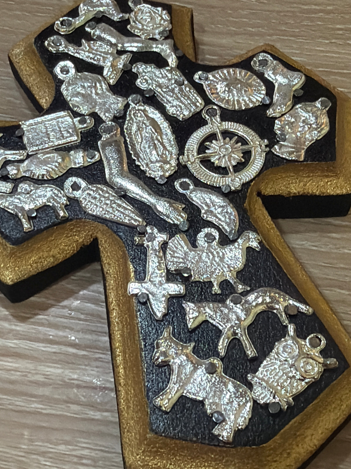 Milagro Cross