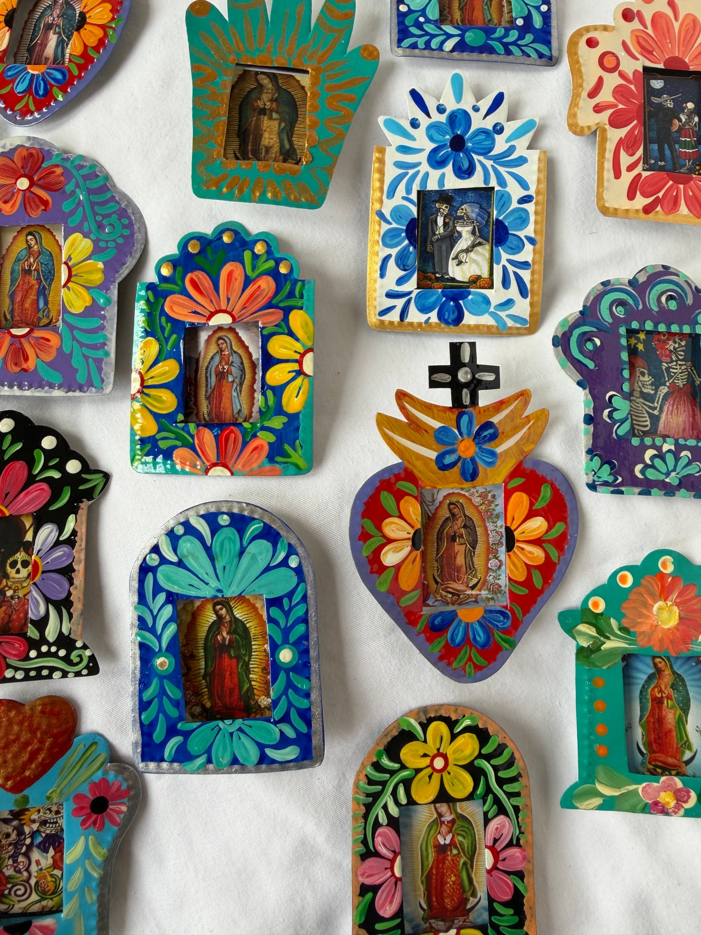Nicho Shadowbox Magnets - Tin Hand-Painted