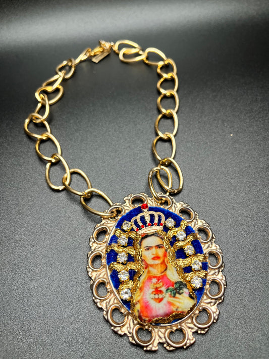 Queen Frida Vintage Inspired Medallion Gold Plated Necklace