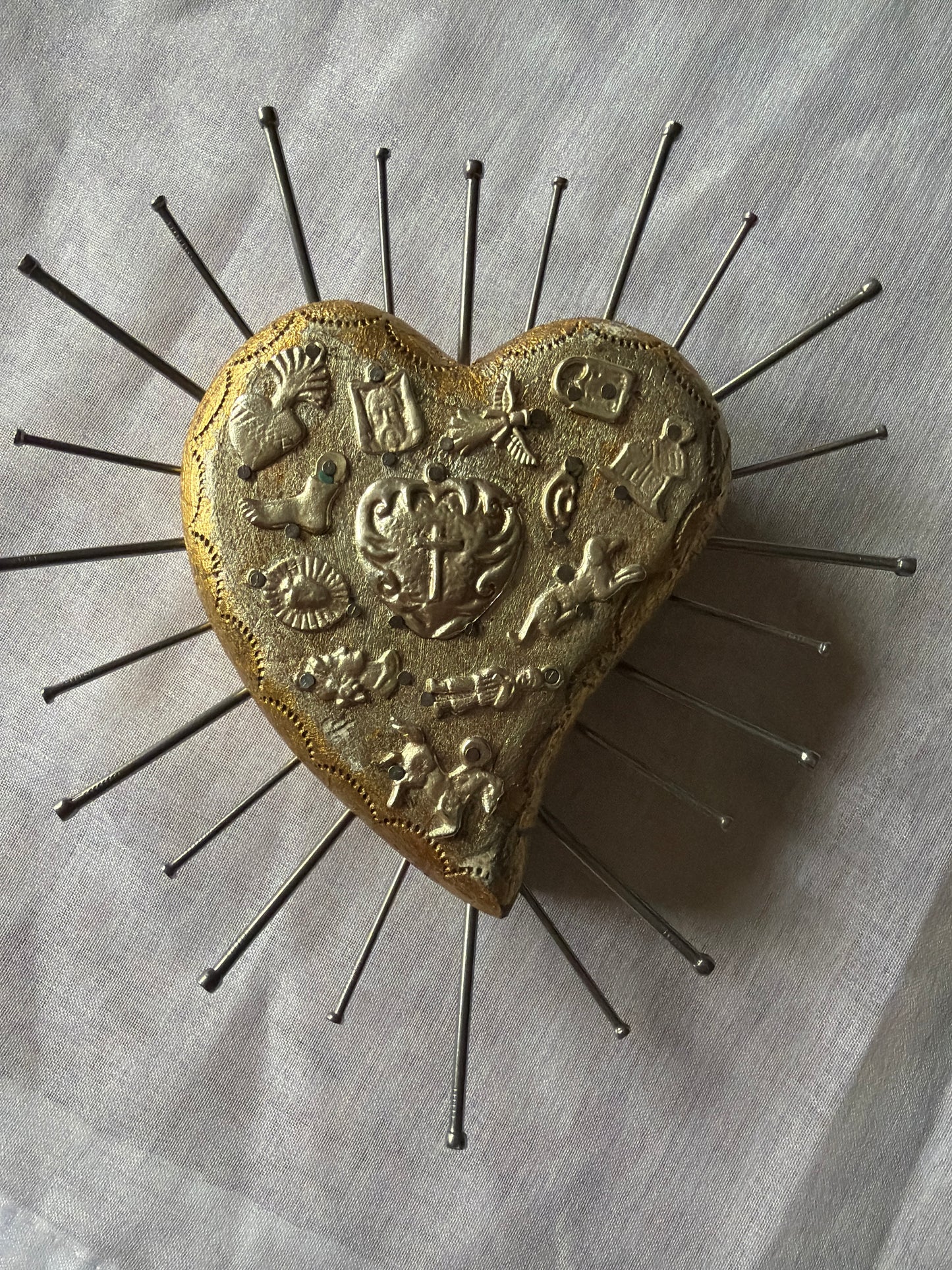 Corazón Sagrado de Clavos - Sacred Heart with Nails
