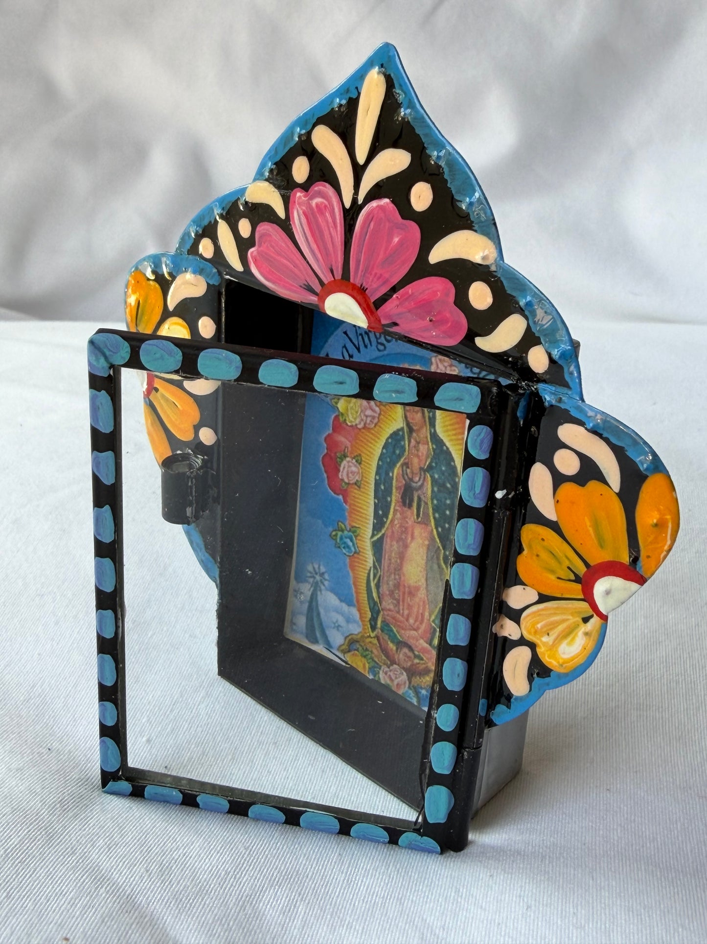 Nicho Shadowbox Hand Painted - Tin Hand-painted
