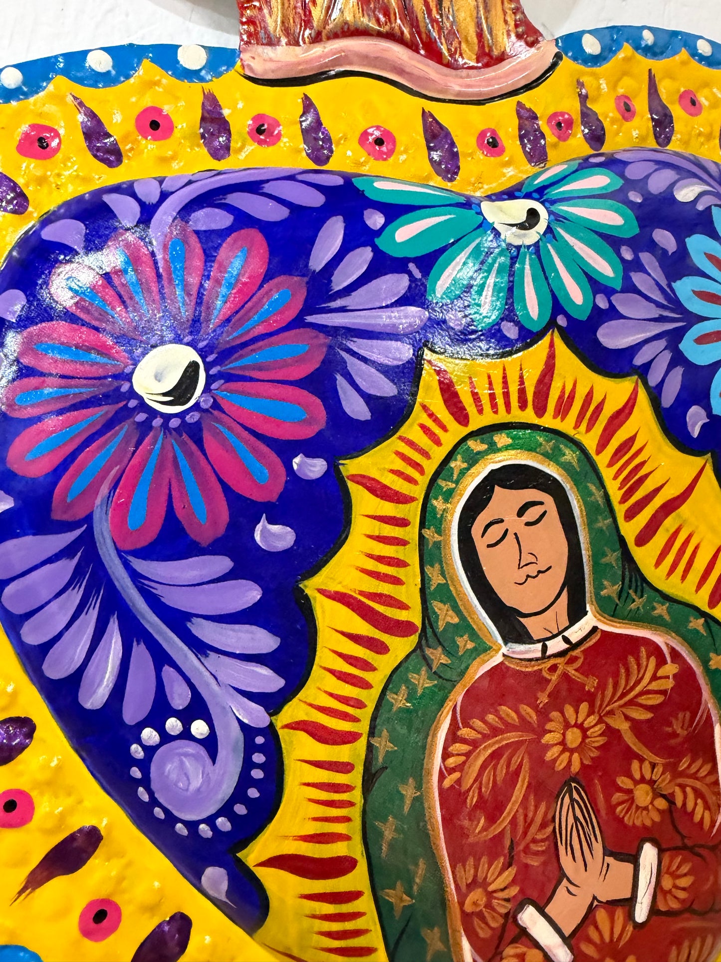 Corazón Hand Painted Mediano
