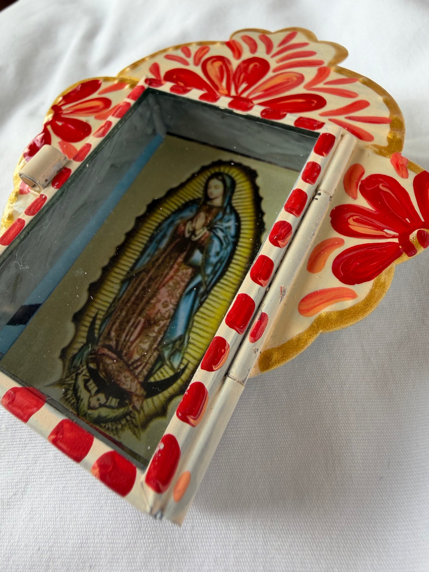 Nicho Shadowbox Hand Painted - Tin Hand-painted