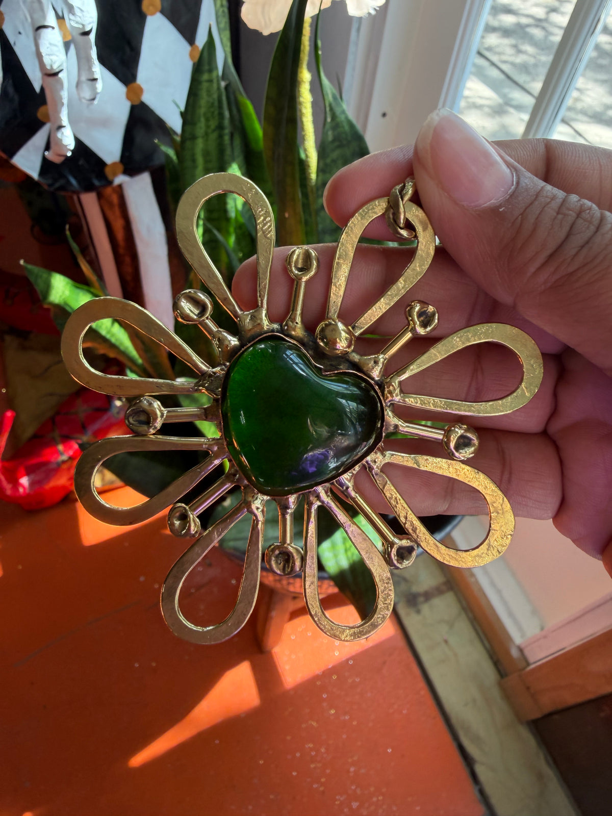 NEW Green Sacred Heart Flower Collection