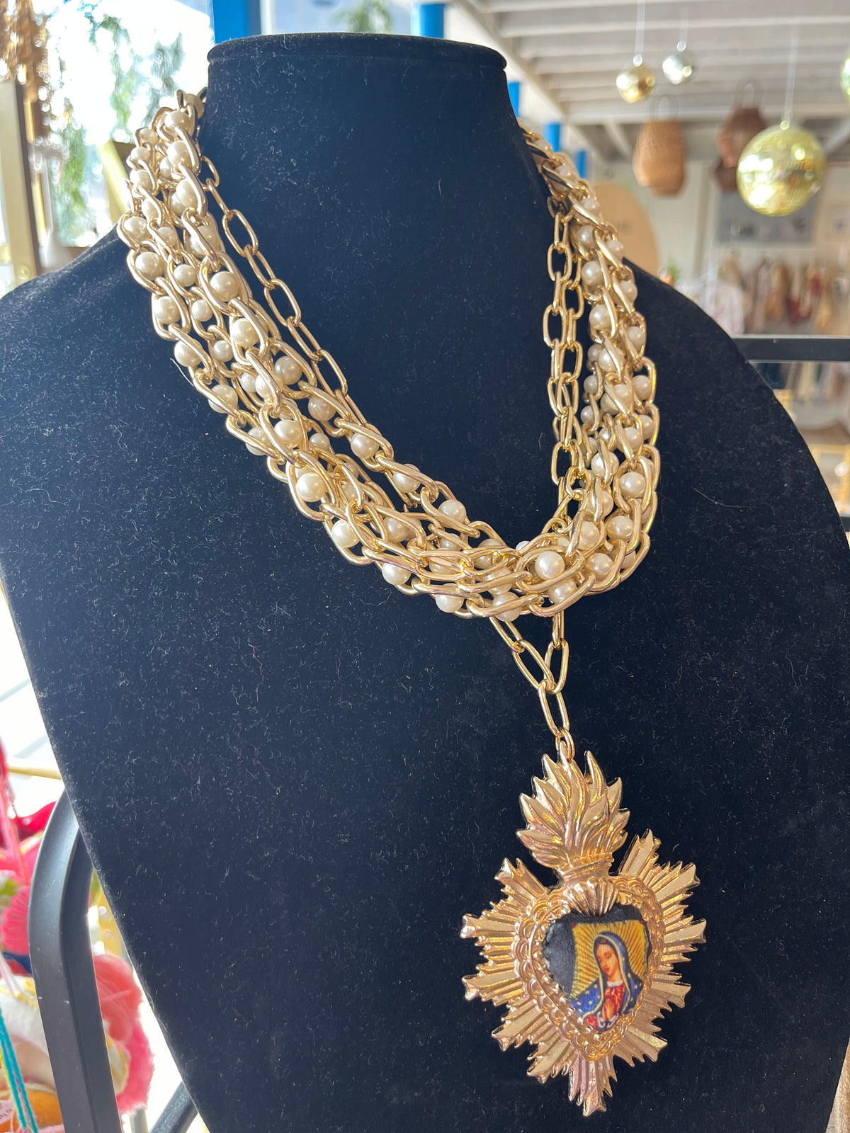 Preorder Nov 2026 - Virgen Múlti Bead Sacred Heart Necklace