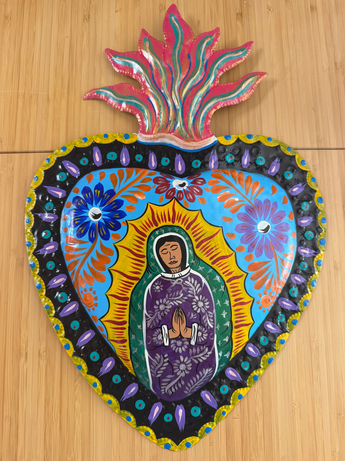 Corazón Hand Painted Mediano