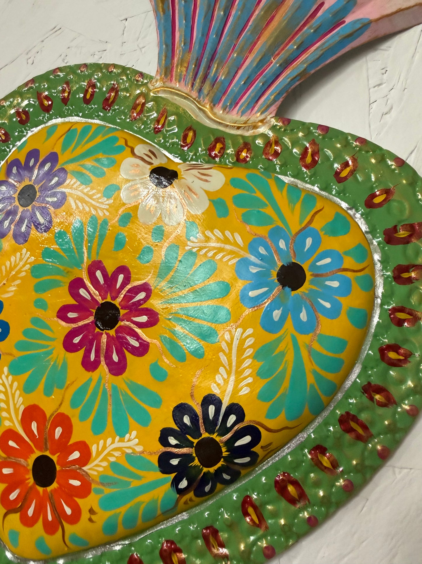 Corazón Hand Painted Mediano