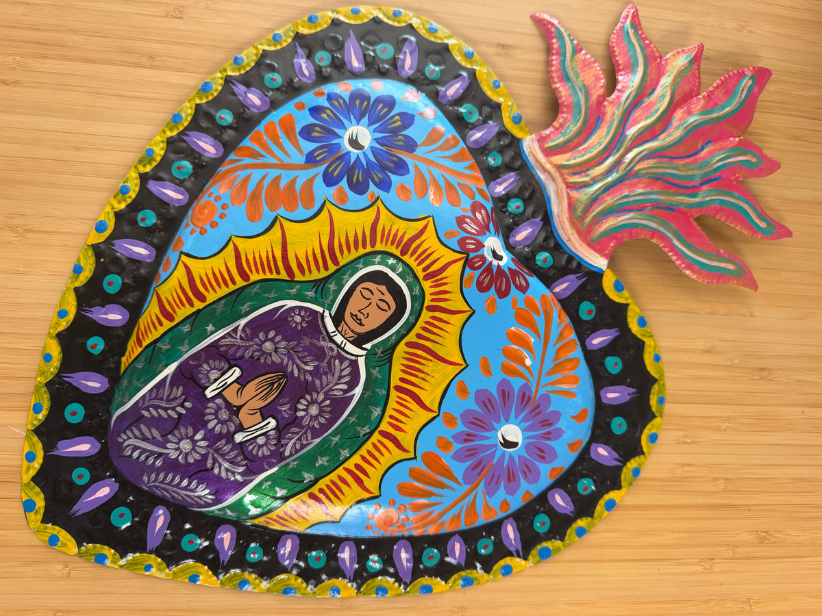 Corazón Hand Painted Mediano