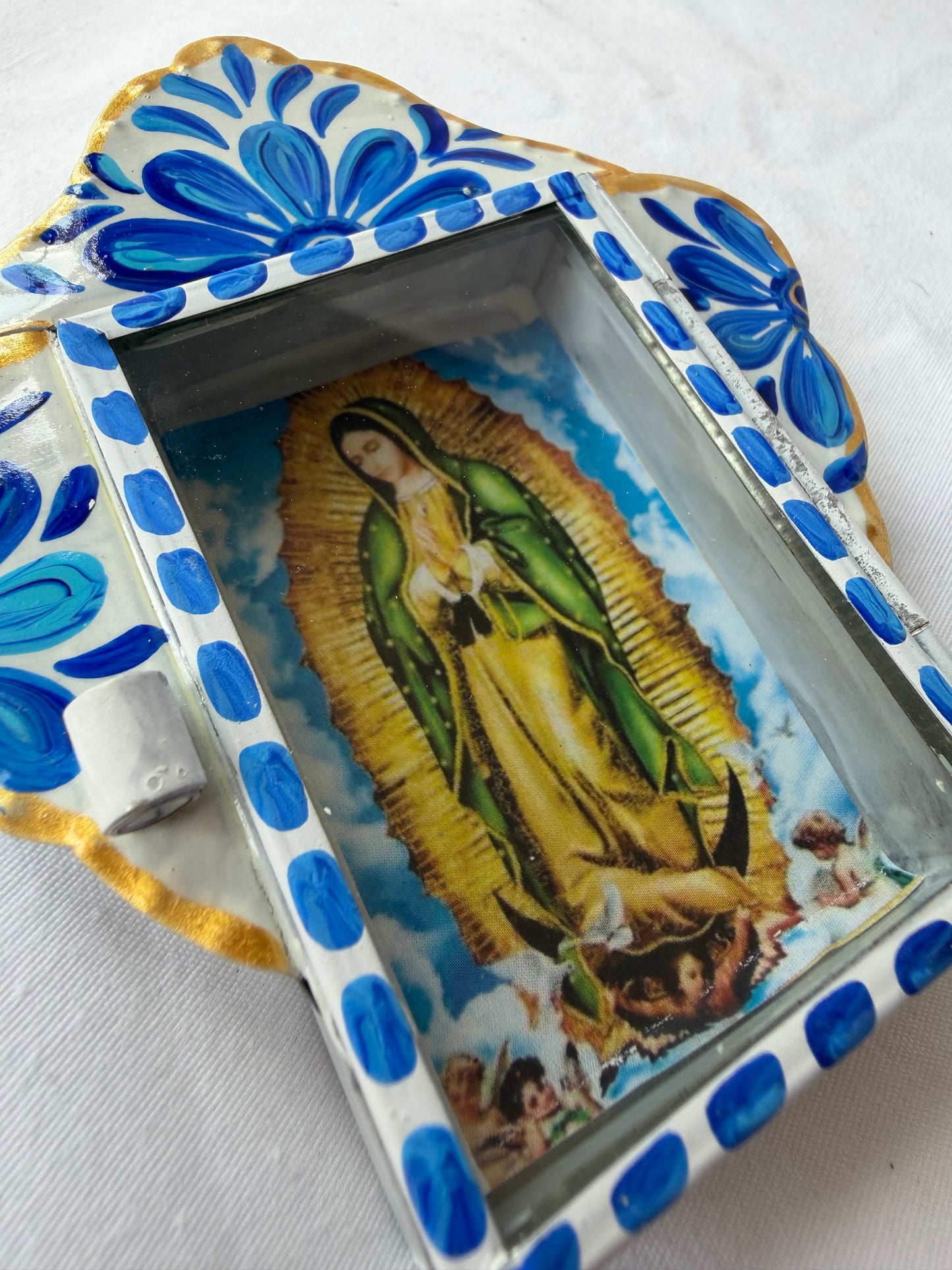Nicho Shadowbox Hand Painted - Tin Hand-painted