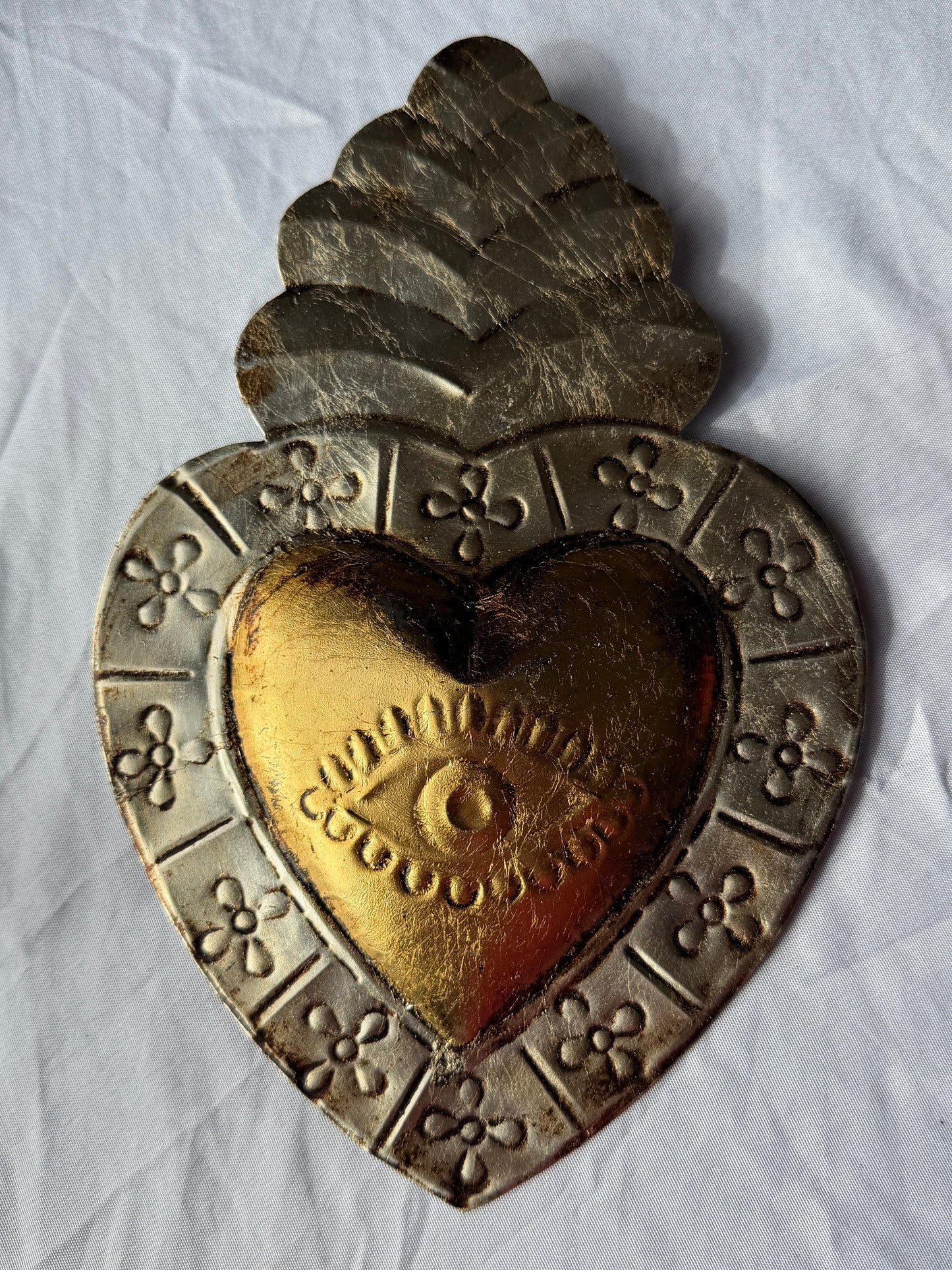 Gold Ojo Sacred Heart