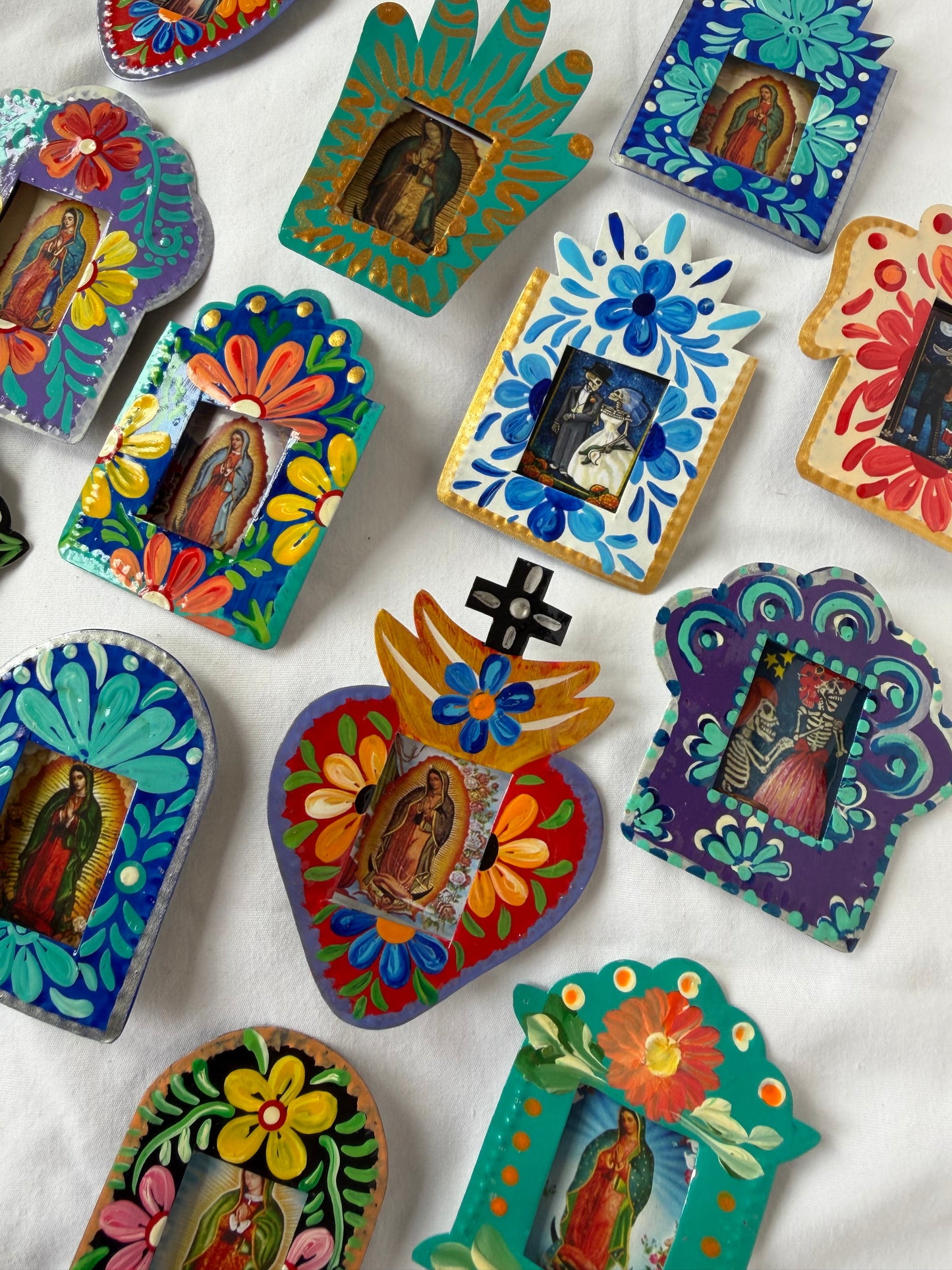 Nicho Shadowbox Magnets - Tin Hand-Painted