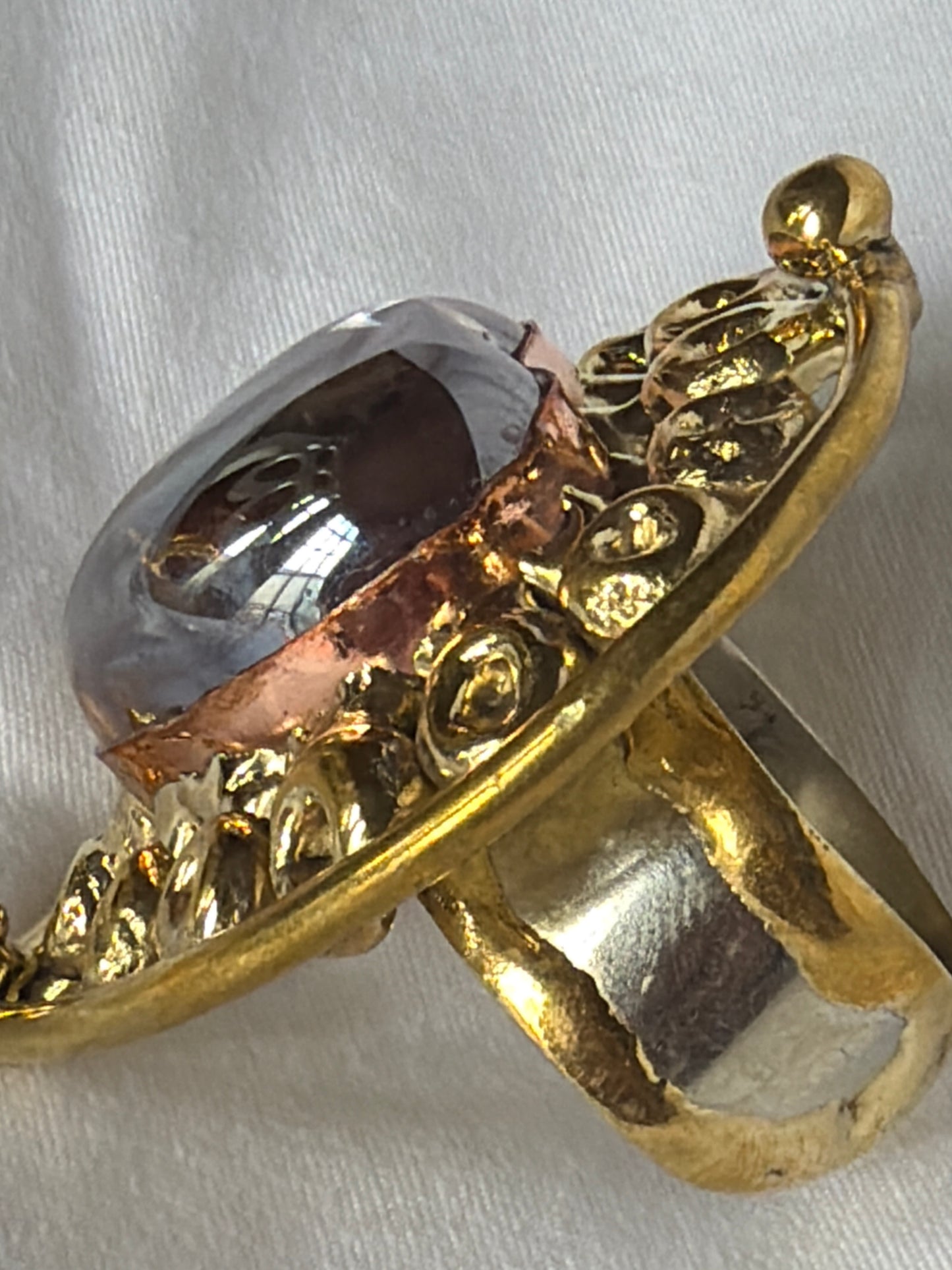 Sunburst Sacred Heart Handmade Ring - Iridescent