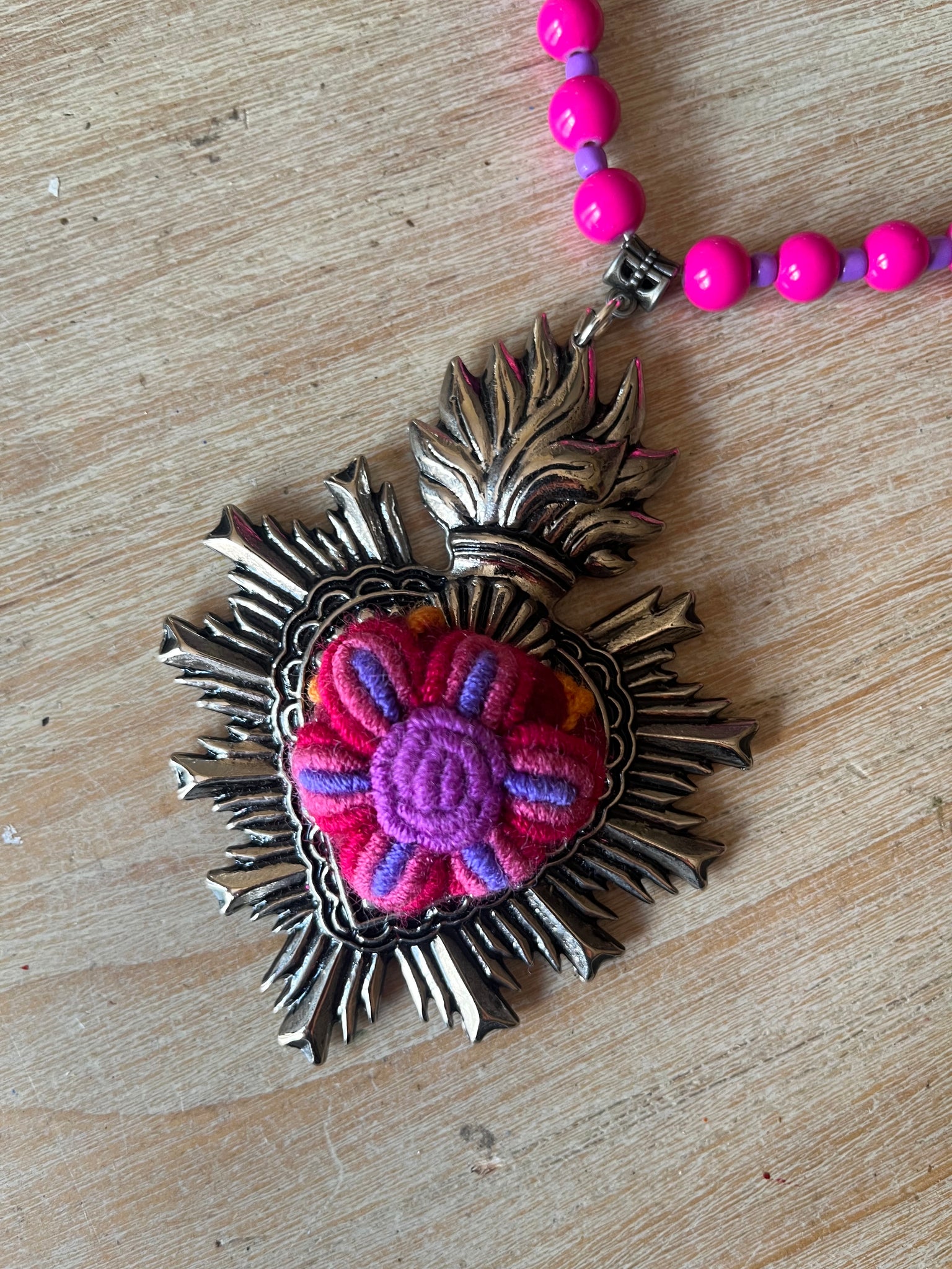 Sagrado Corazón Beaded Necklace