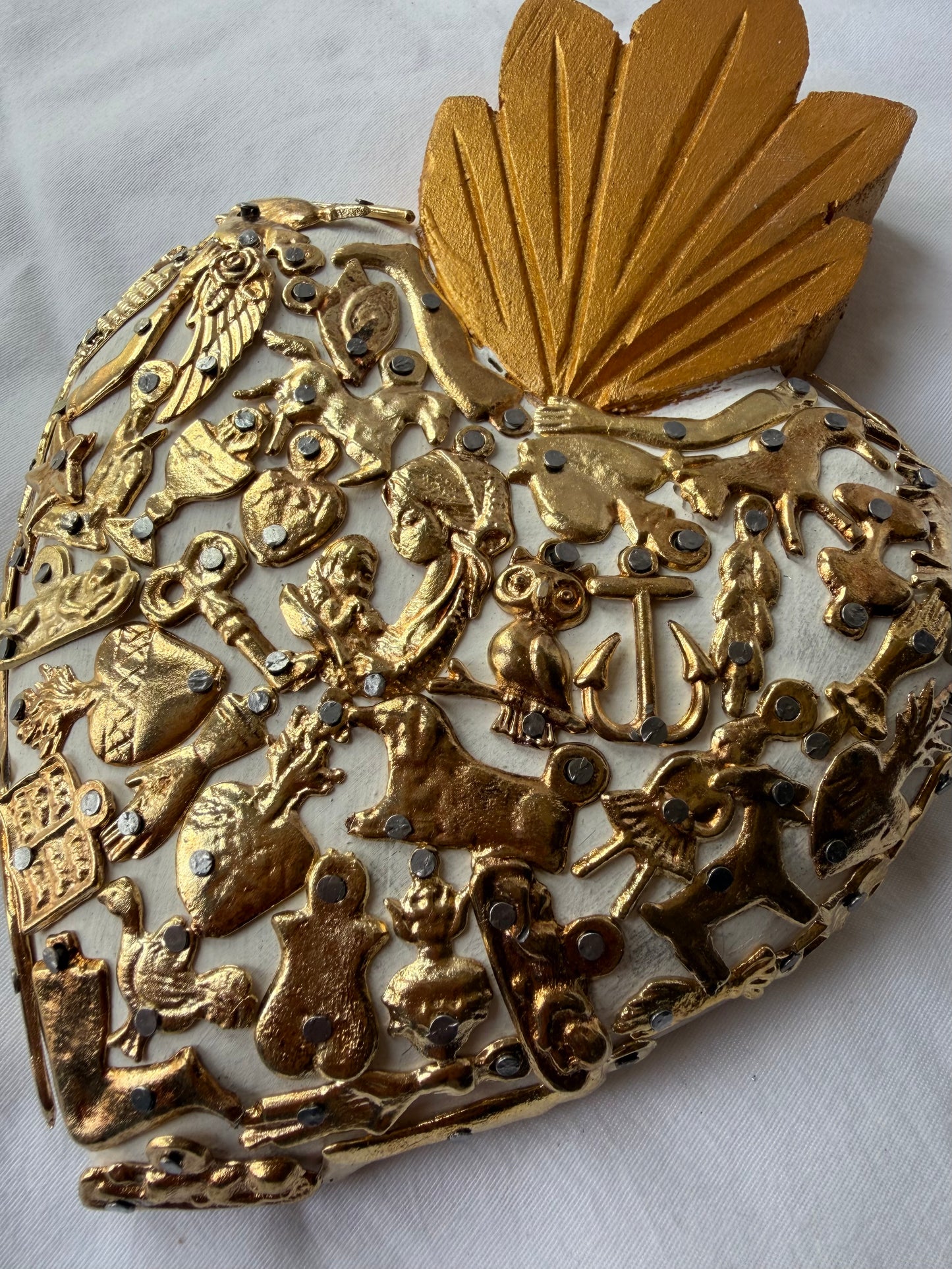Milagro Sacred Heart - Handmade