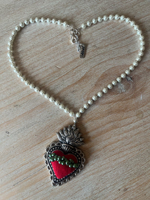 White Bead Sagrado Corazón Necklace