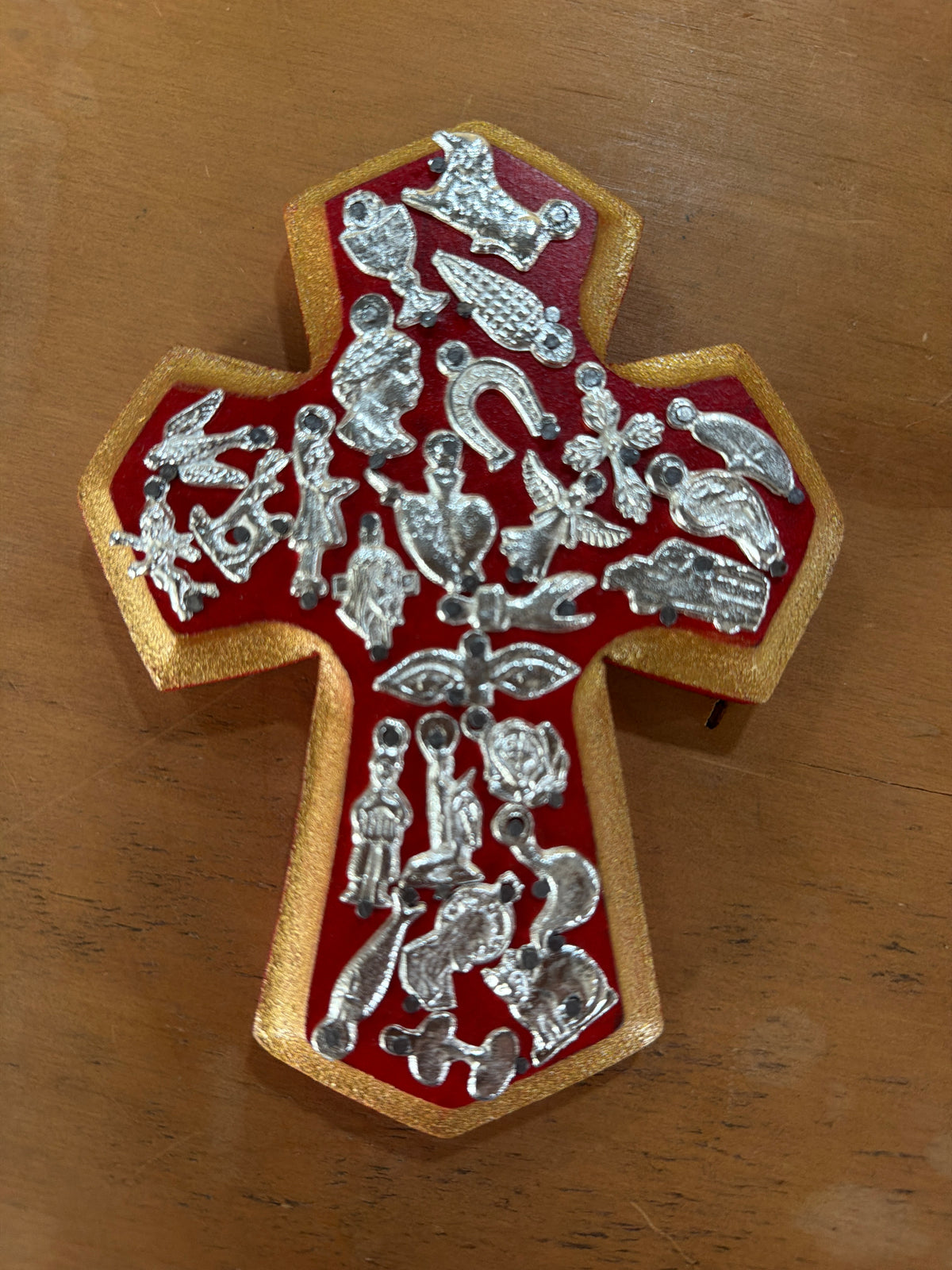 Milagro Cross