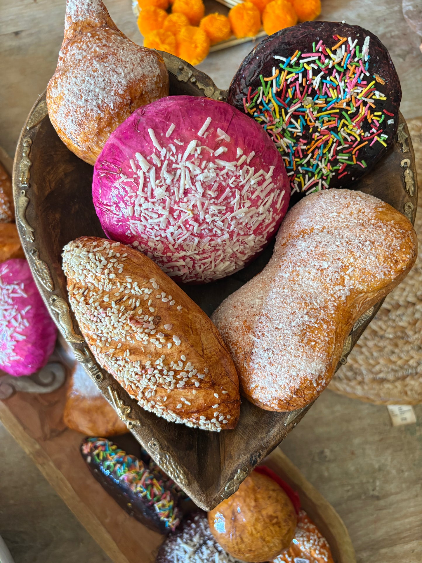 Pan Mexicano Papier Mache