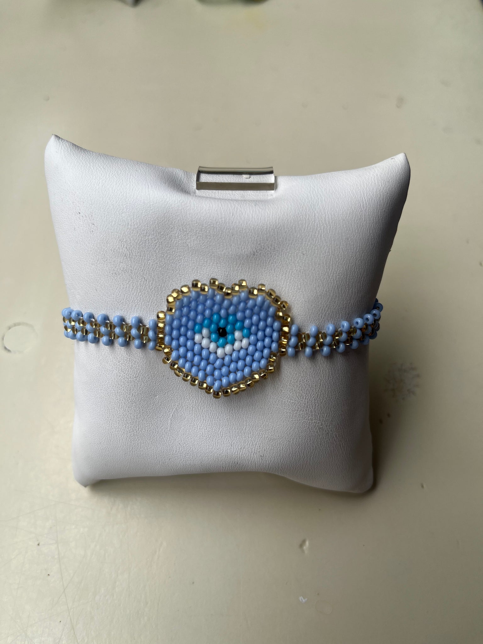 Ojo Heart Beaded Bracelet