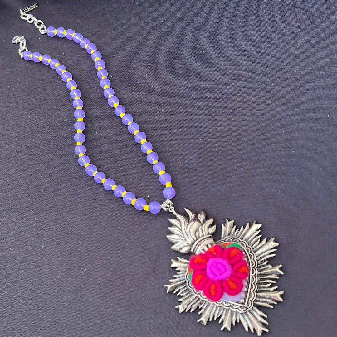 Sagrado Corazón Beaded Necklace