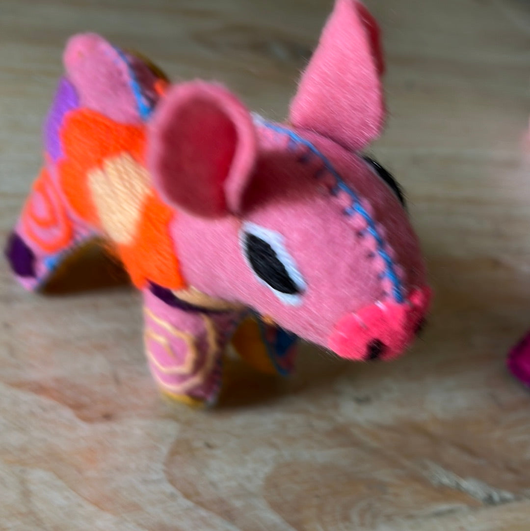 Pig plushie