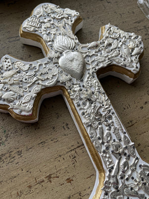 Milagro Cross