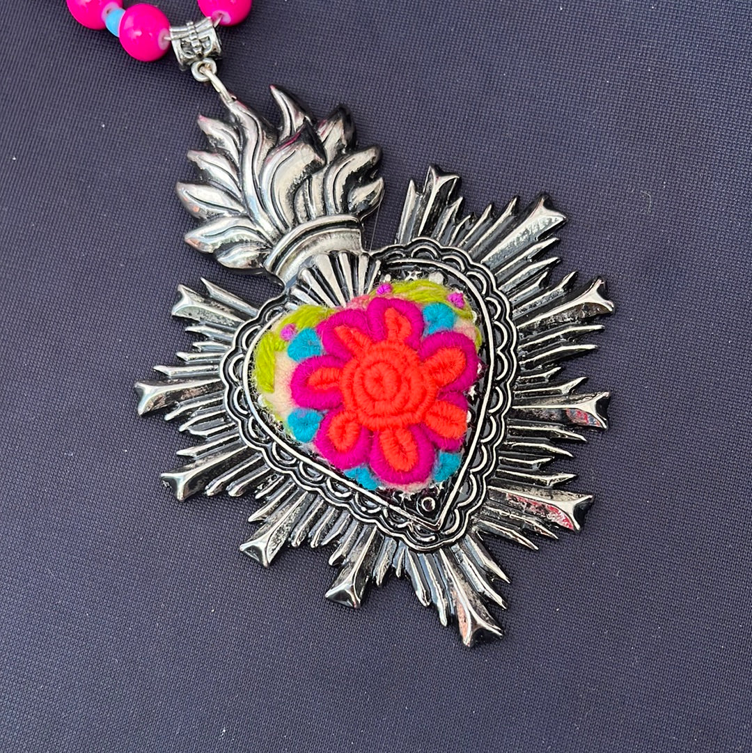 Sagrado Corazón Beaded Necklace