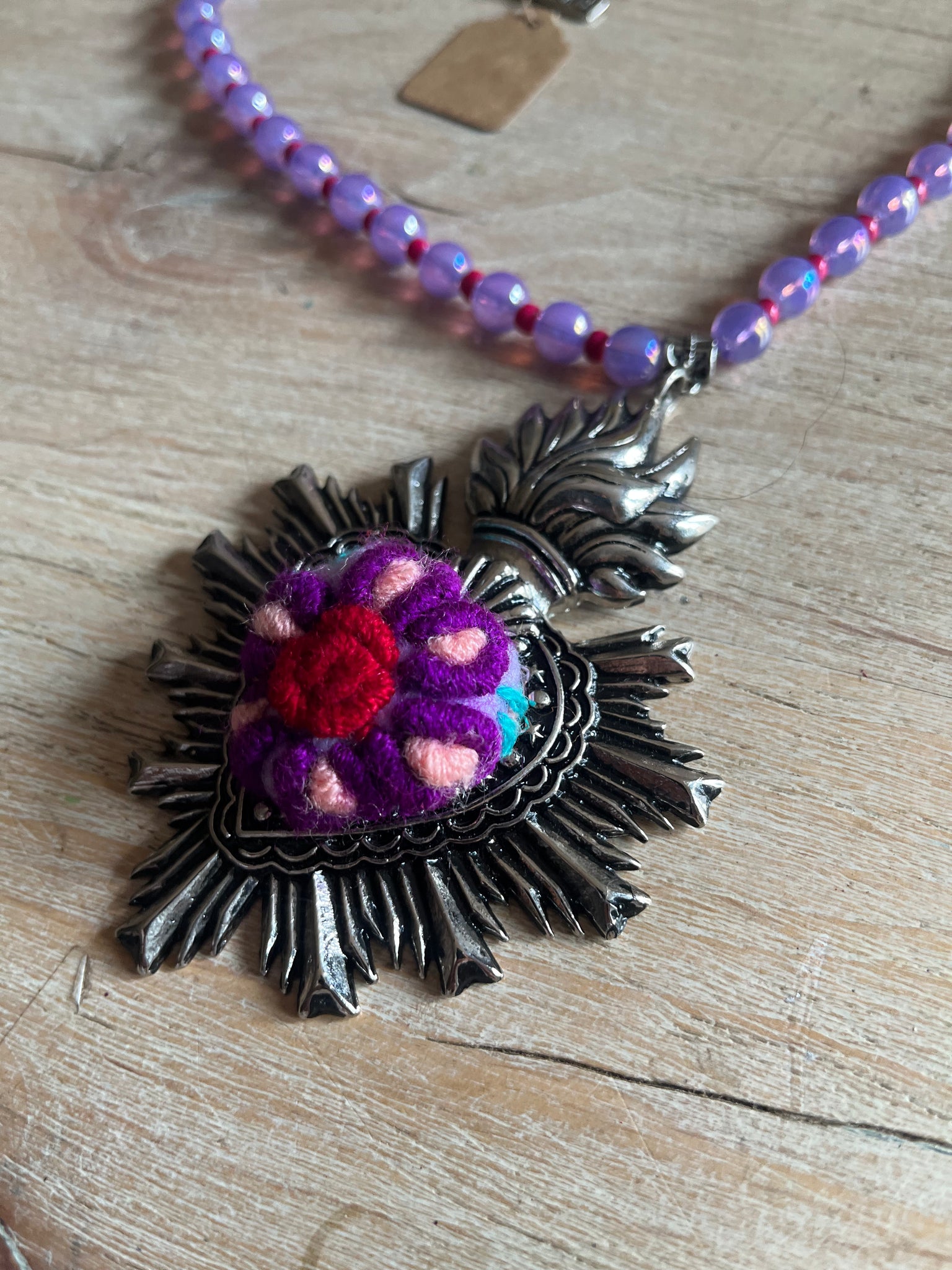 Sagrado Corazón Beaded Necklace